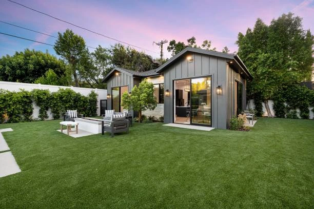 Affordable Modern Backyard ADU Ideas in Palo Alto